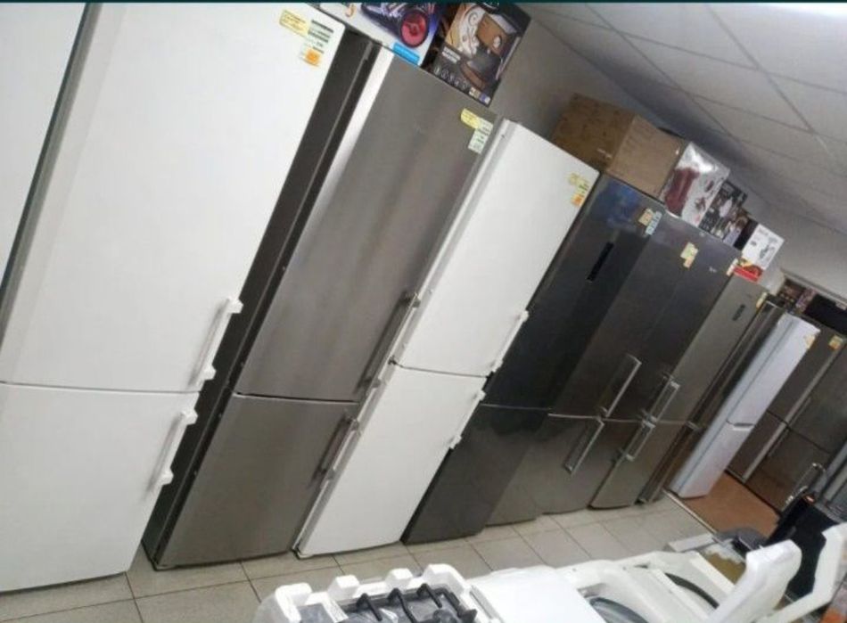 Холодильник из Германии в отличном состоянии Гарантия 6 месяцев