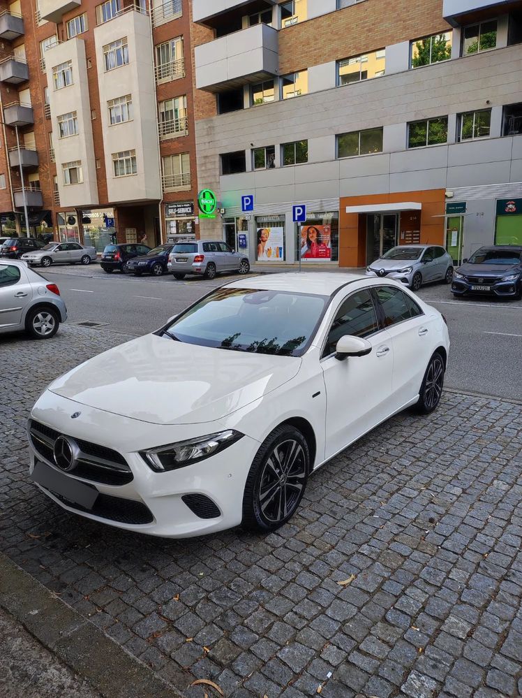 Mercedes-Benz A 250 Limousine