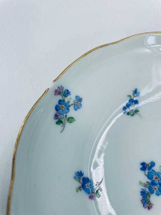 Spodek z porcelany miśnieńskiej