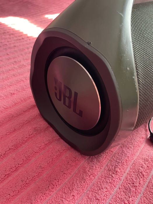 Колонка JBL Boombox