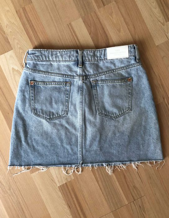 Klasyczna jasnoniebieska jeansowa mini spódniczka, denim skirt, Mango