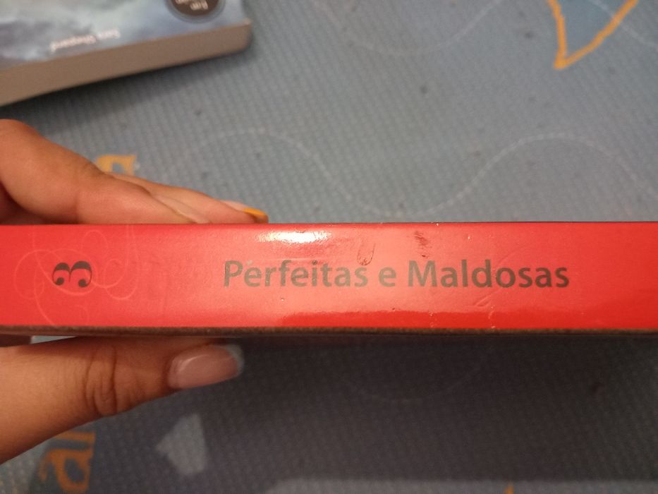 Os famosos livros de sara sherpad