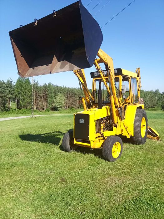 Koparko - Ładowarka John Deere 410