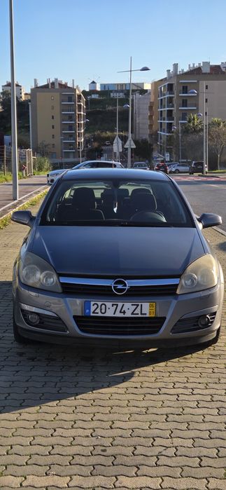 Opel Astra H 1.4.   249500klm
