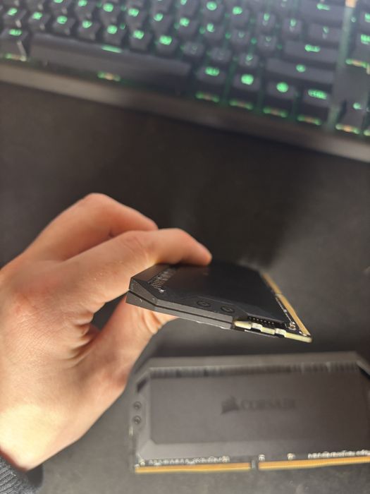 Kości RAM Dominator 2x16GB DDR4 3200MHx