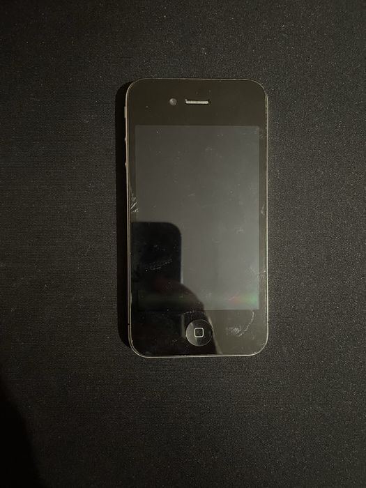 Продам iPhone SE  5S,5,….  заблоковані на запчастини