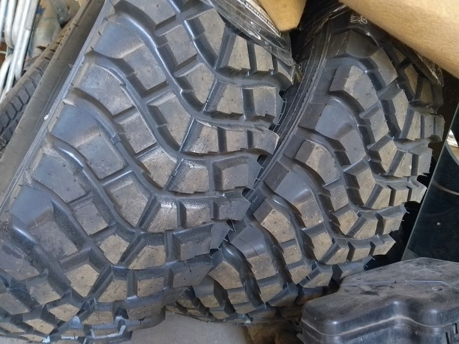 Продам резину r 16 265/70