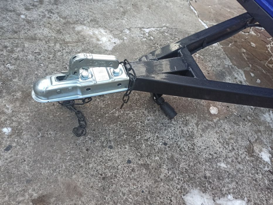 Новый легковой прицеп