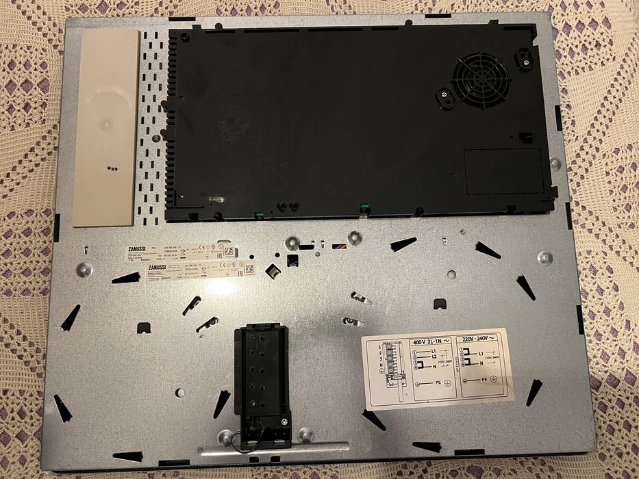 Placa de indução ZANUSSI 4 zonas