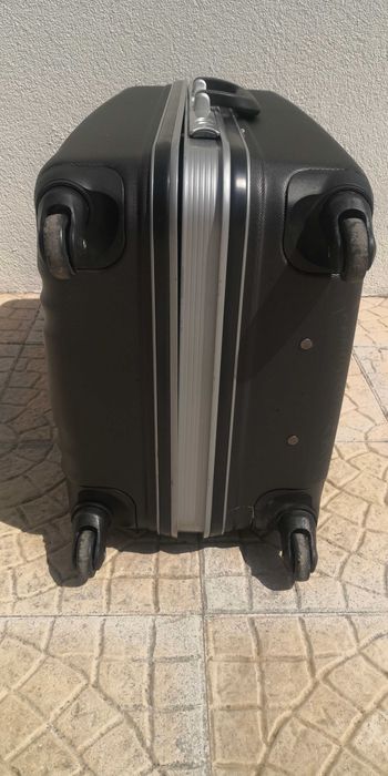 Mala viagem 64 x 42 x 28 cm