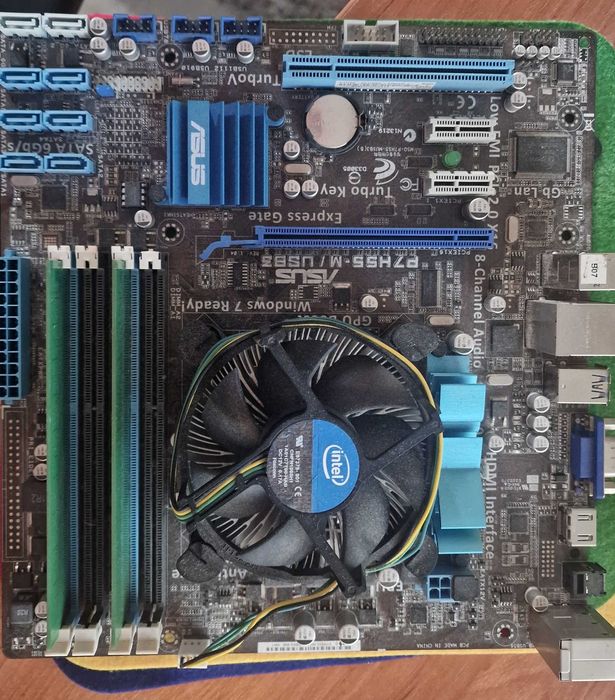 Asus P7H55-M, i3-540 3Ghz, 4GB DDR3, Radeon HD6450