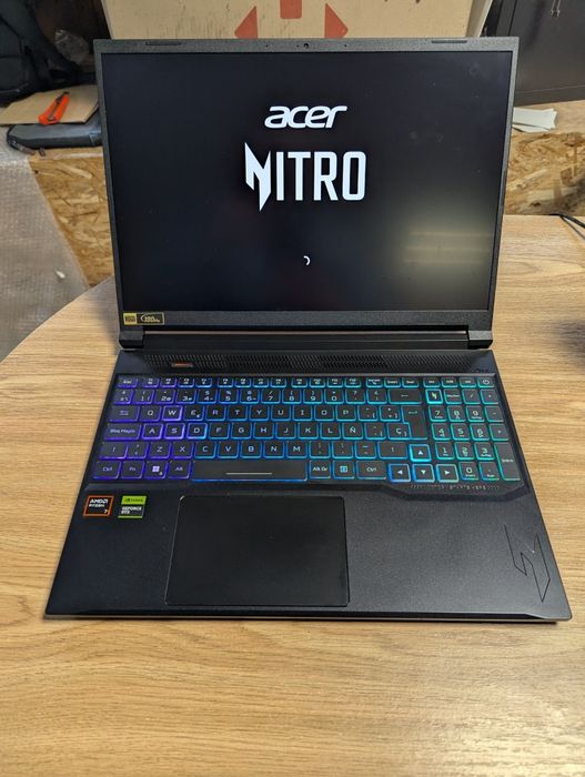 Ноутбук Acer Nitro 16  ips 180ггц 2K Ryzen 7 260w/RAM32GB DDR5/SSD1TB/RTX 5060 8GB