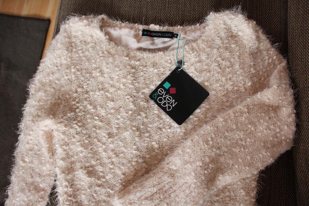 nowy sweter pastelowy nude rozmiar M / 38 do 40