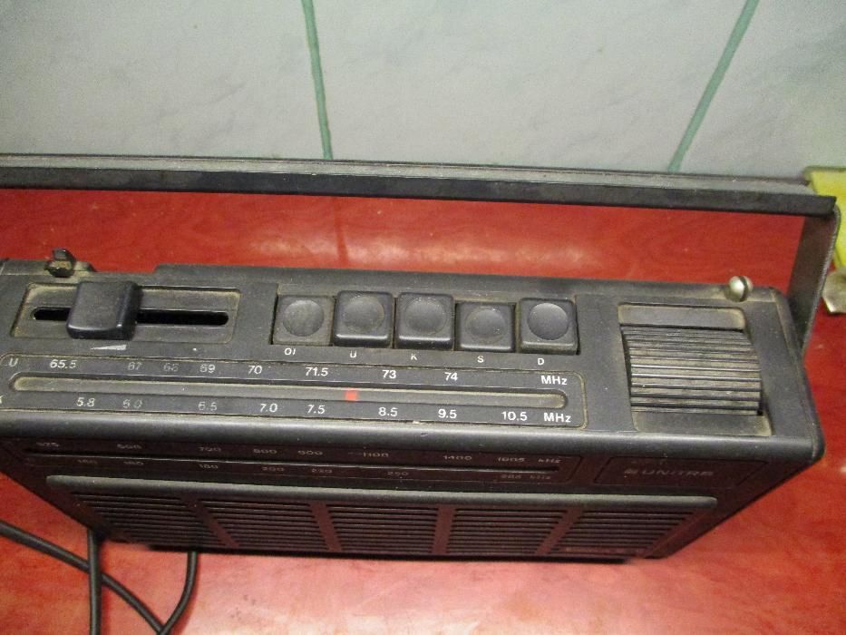 radio LENA 2 z PRL-u antyk