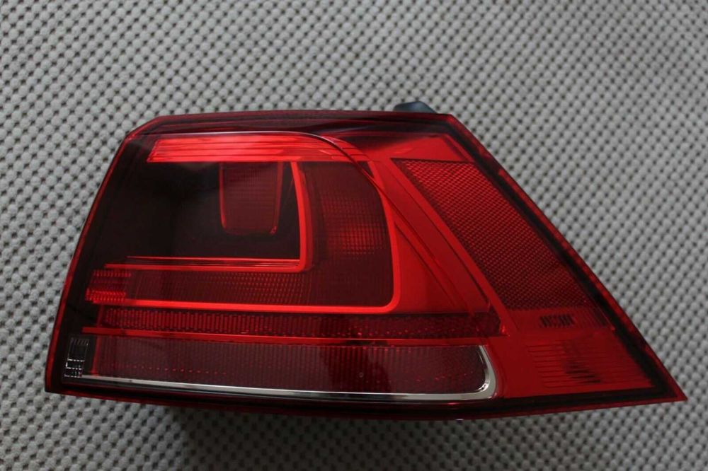 Farolim traseiro direito VW GOLF MK7/MK7.5
