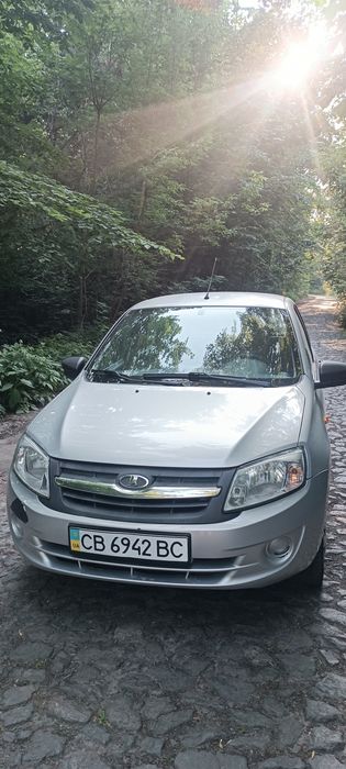 Автомобіль Лада Granta