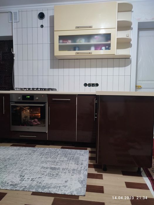 Кухня МДФ(фарбований) на дві стіни