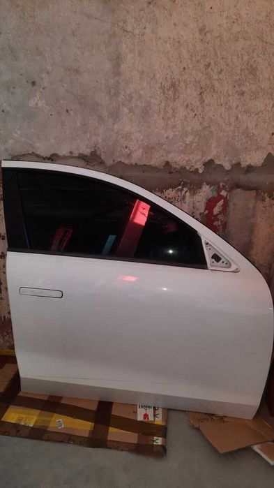 Продам двері на Hyundai Ioniq 6
