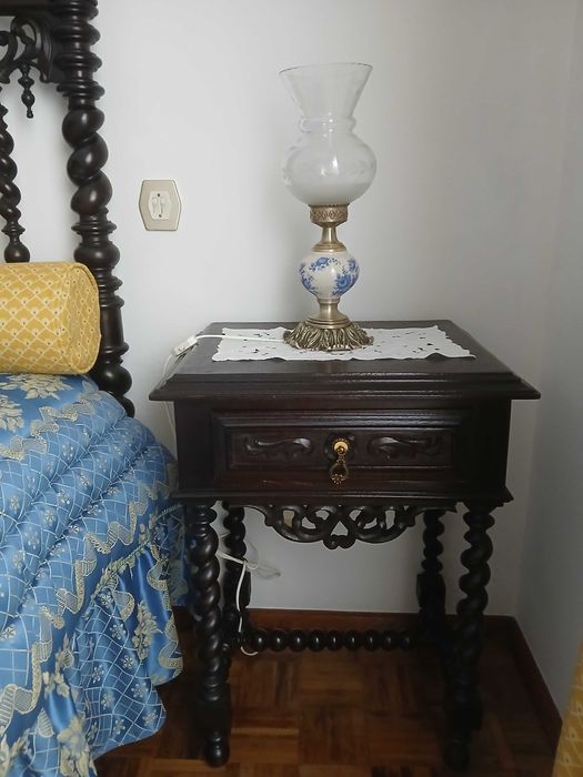 Vende-se Mobília Quarto Bilros e leva uma oferta