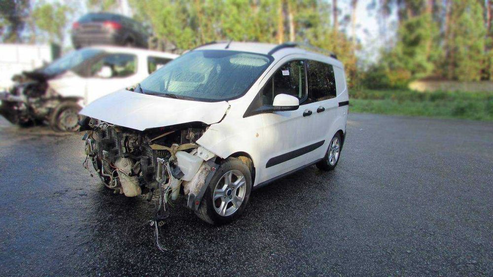 Ford Tansit Courier 1.5TDCi de 2016 - Peças Usadas