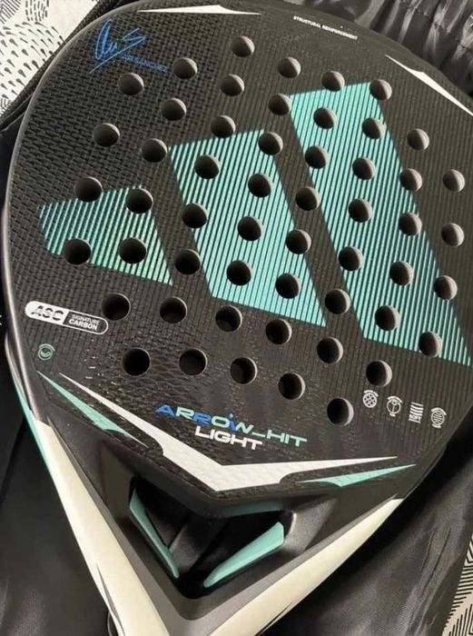 Raquete de Padel Adidas Arrow HIT Light Ari Sánchez 2026 – praticamente nova