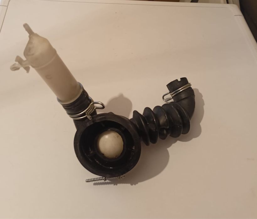 Wąż bęben- pompa Pralki Bosch Classixx 6  WAA16163PL/05