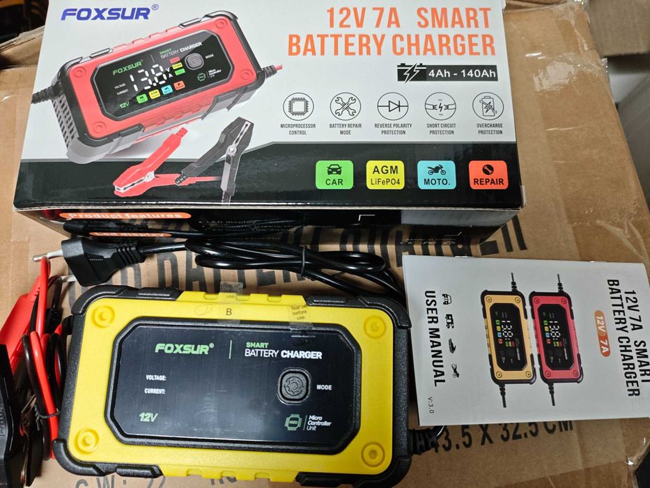 Зарядное устройство для автомобильного аккумулятора Foxsur 12V 7A
