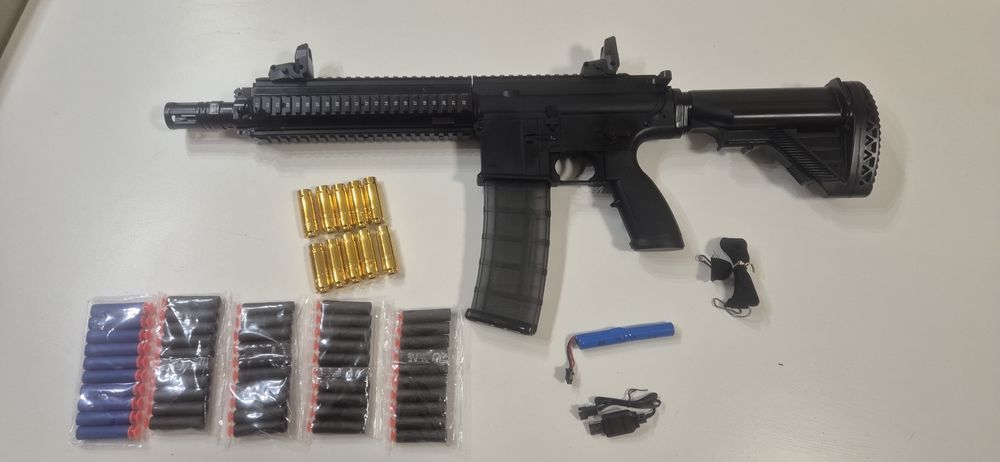 Vendo H&K 416D Nerf Eléctrica ou troco por Pressão de Ar