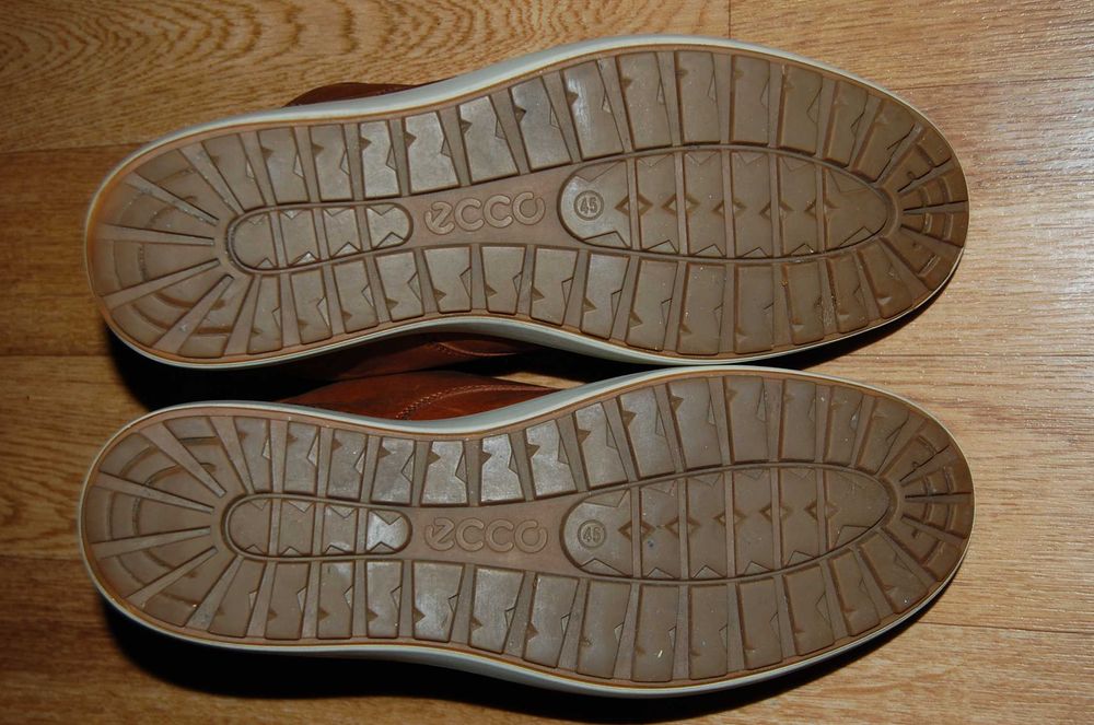 Черевики на хутрі 45 р Ecco