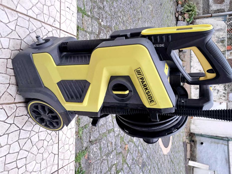 Maquina de lavarr a pressao Parkside 170 b2