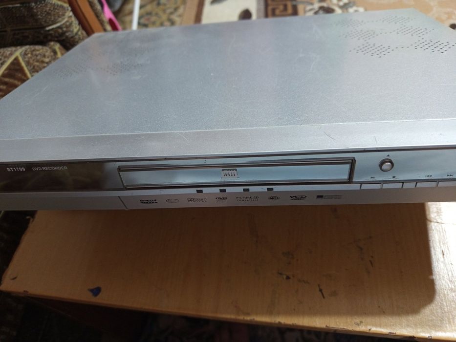DVD ST1709 sarurn пишущий