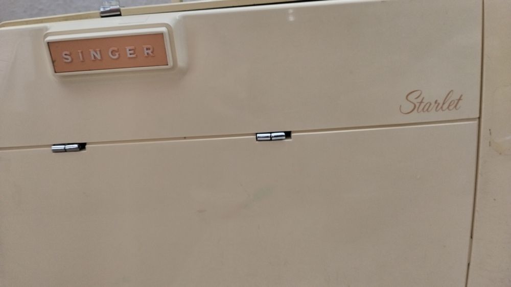 Máquina de costura Singer Starlet