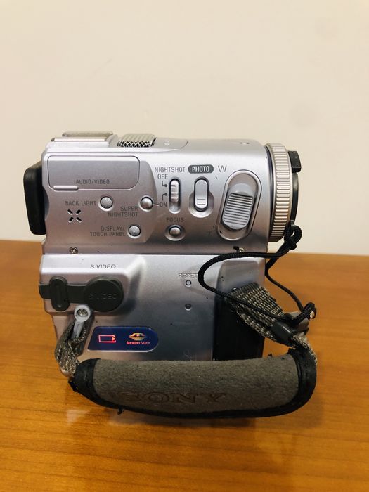 Відеокамера SONY.