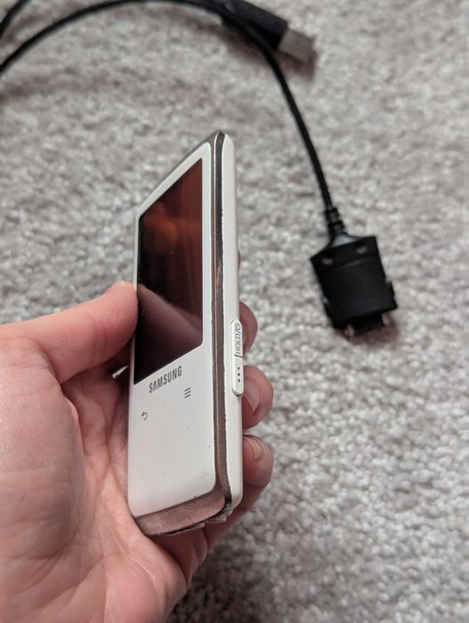 Мр3 плеєр Samsung Q2 (YP-Q2) 4 Гб