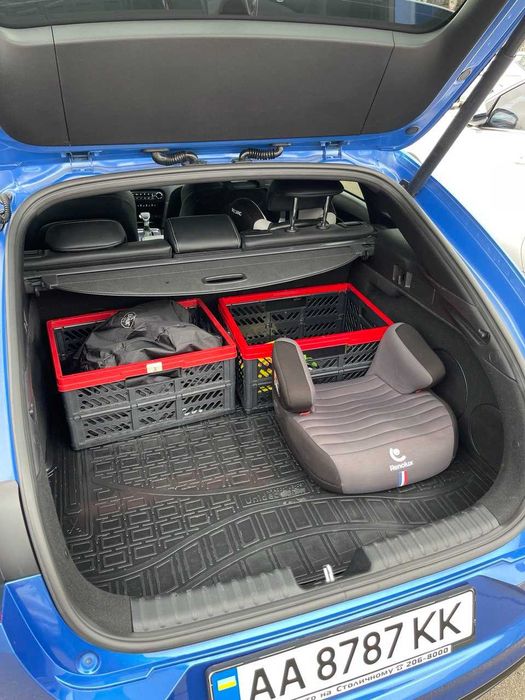 Kia ProCeed офіційне авто.