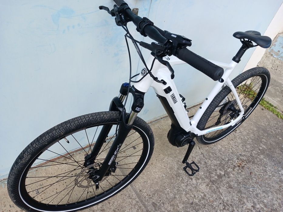 Електровелосипед Yamaha Hybrid Cross-core RC e-bike Ямаха е байк.