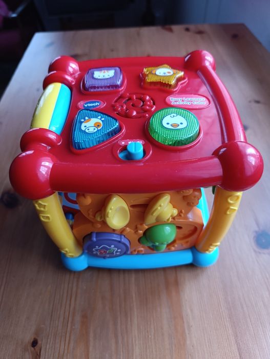 Interaktywna kostka vtech po angielsku