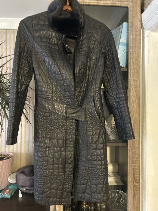 Продам плащ шкіряний