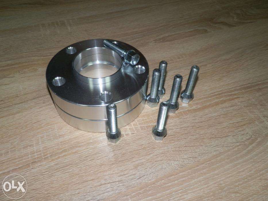 DYSTANSE do BMW E39 X5 E70 X6 30mm 5x120 + Śruby