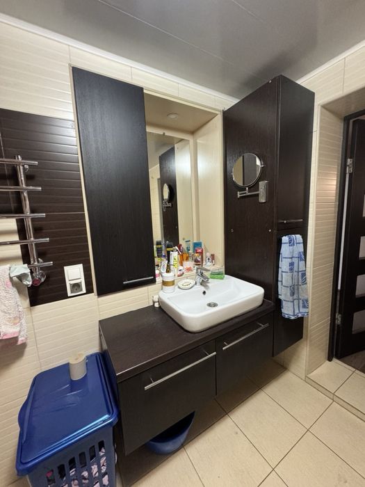 Комплект меблів для ванної кімнати