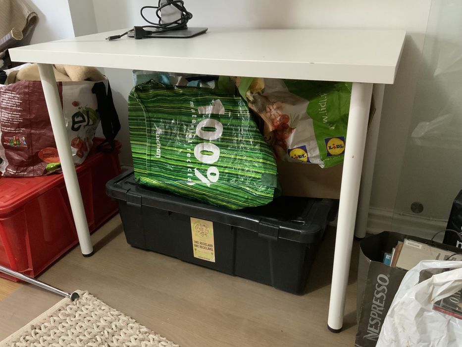 Mesa branca ikea