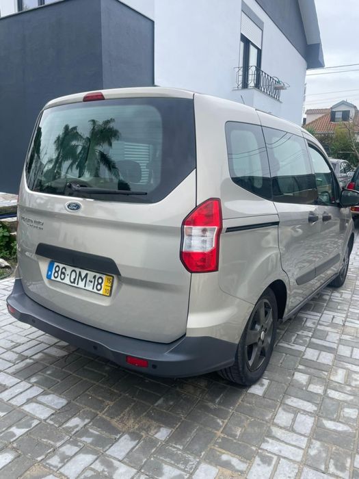 Ford Tourneo Courier 1.5TDCi 

POSSIBILIDADE DE CRÉDITO .
Exemplo apro