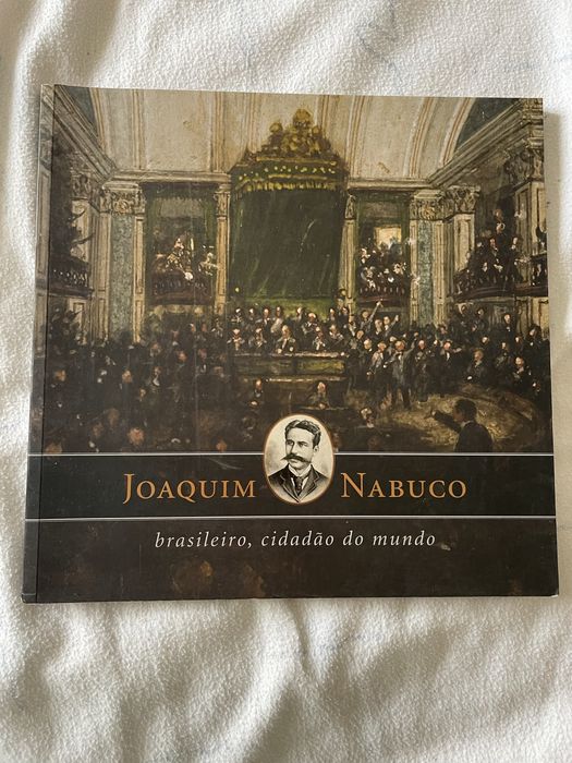 Livros (temas: Salvador Caetano, Joaquim Nabuco, navegadores, animais)