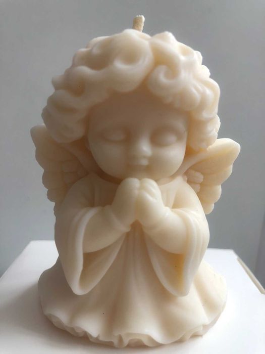 Свічка АНГЕЛ ручної роботи натуральний віск соєвий бджолиний