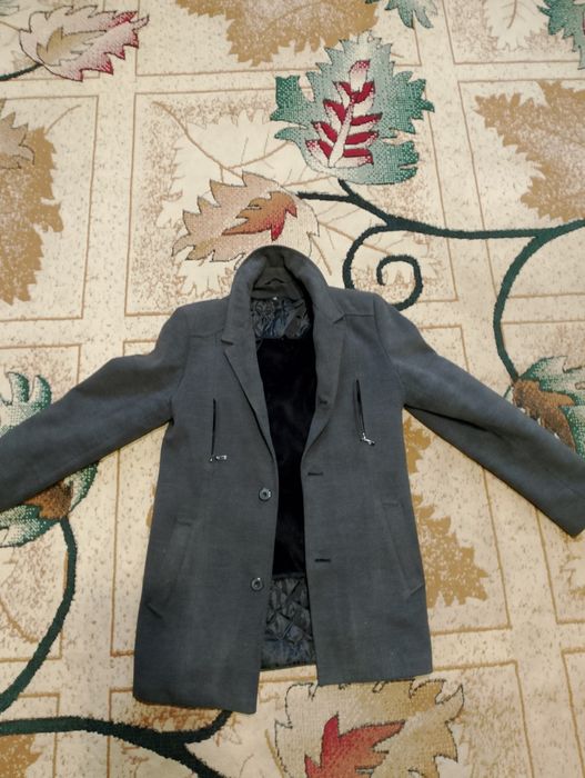 Пальто чоловіче доглянуте. Розмір 50.