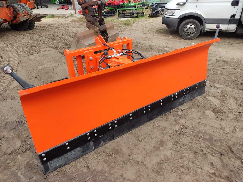 Pług do śniegu prosty Metal-Technik 2,6-3,0m euro tuz nowy transport