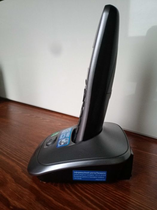 Panasonic KX-TG2511 Metallic, цифровий бездротовий телефон