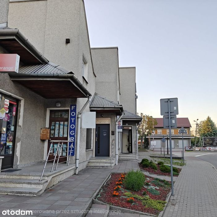 Lokal usługowy w kamienicy z parkingiem