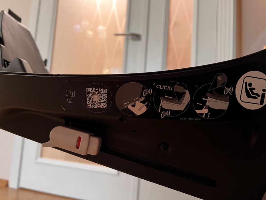 Автокрісло з базою Cybex Cloud Z i-Size Plus Platinum Blue