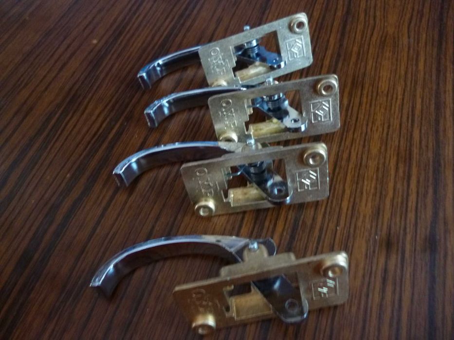 Fiat 125p 126p ,fso, polonez syrena klamka wew +rozeta metal